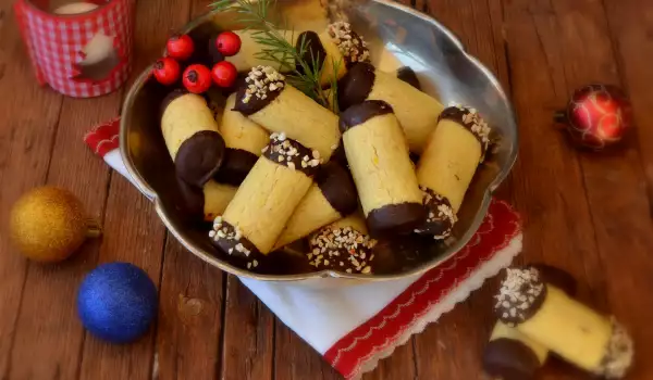 Hazelnootkoekjes in sigaarvorm voor de kerst