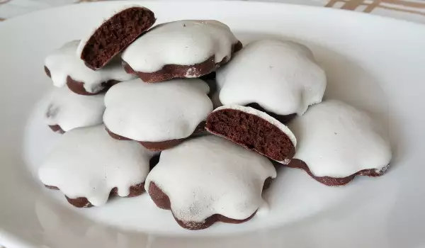 Cacaokoekjes met wit glazuur