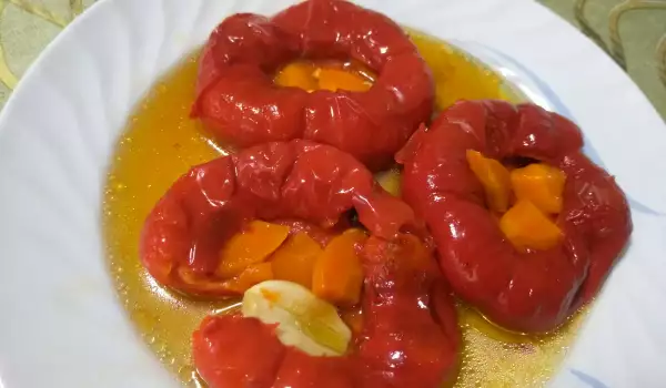Geroosterde paprika met knoflook (zonder te koken)
