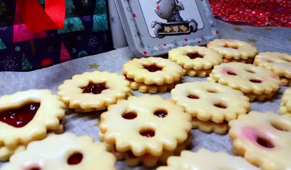 Favoriete kerst Linzer koekjes