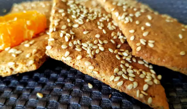 Crackers met honing en sesam tahini