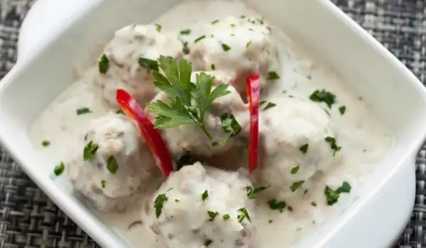 Witte saus voor gehaktballen