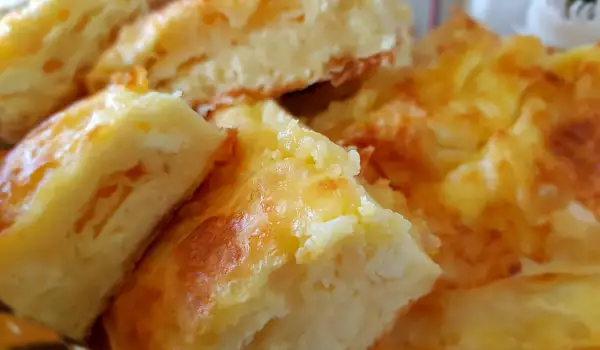 Filodeeg gebakjes met slagroom en witte kaas