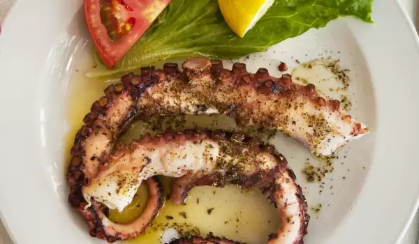 Octopustentakels in de pan