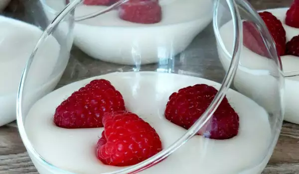 Keto vanille panna cotta