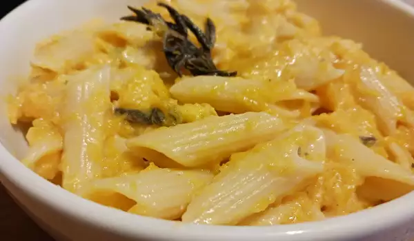Napolitaanse pasta met pompoen