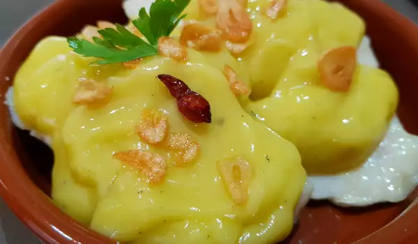 Vis met pil pil saus