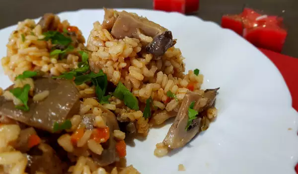 Vegan rijst met paddenstoelen mix