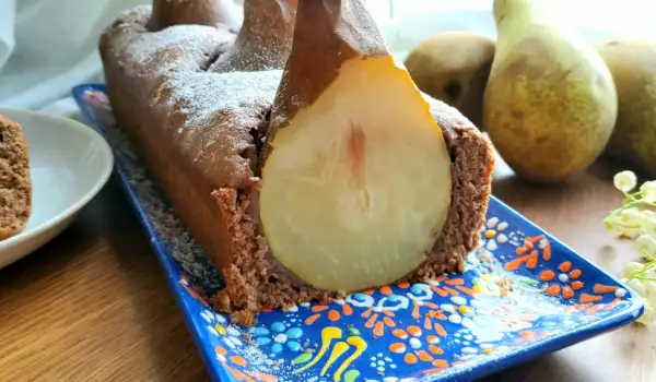 Cake met hele peren en cacao