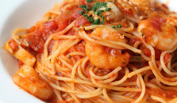 Spaghetti met zeevruchten