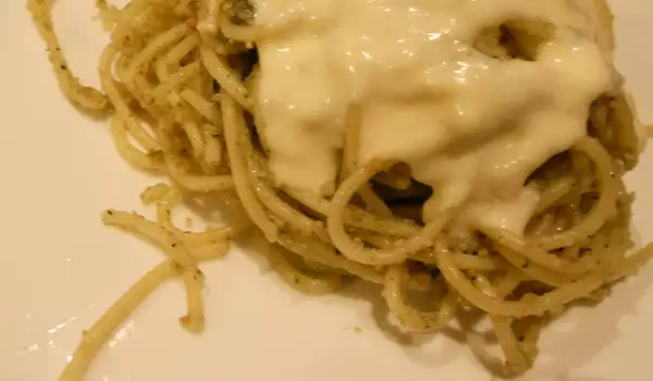 Spaghetti met pesto en room