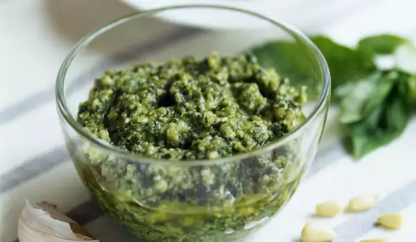 Pesto met spinazie