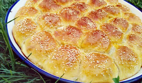 Turks brood met sesamzaad