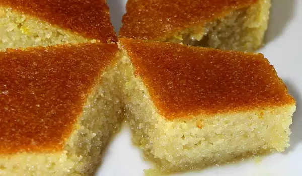 Originele Bulgaarse Revane - cake in siroop