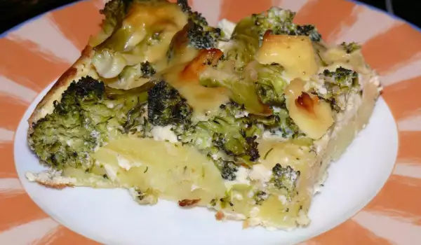 Vegetarische ovenschotel met aardappelen en broccoli