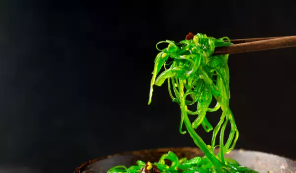 Wakame zeewier