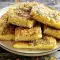 Keto focaccia met mozzarella en roomkaas