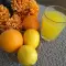 Limonade met sinaasappel, citroen en mint