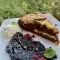 Marmercake met bosbessen en frambozen jam