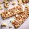 Knapperige proteine repen met cashewnoten