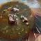 Lente stoofpot met zuring en rundvlees