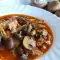 Stoofpot met haan, champignons en uien