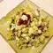 Feestelijke eiersalade met avocado