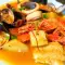 Spaanse suquet met vis en zeevruchten