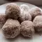 Feestelijke vegan rafaello snoepjes