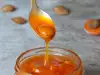 Abrikozenjam gebakken in de oven