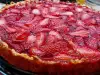 Klassieke aardbeientaart met verse aardbeien