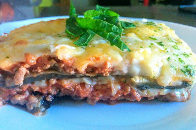 Aubergine lasagna zonder bladen