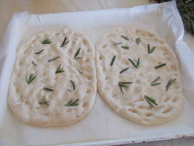 Grieks brood met rozemarijn
