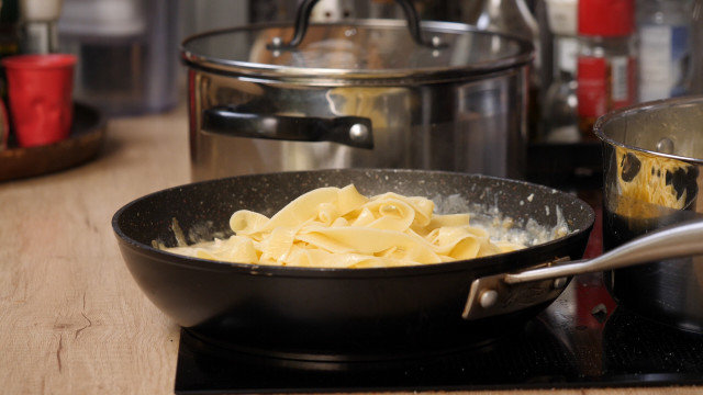 Fettuccine met kip en roomsaus