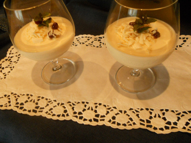 Witte chocolademousse met mascarpone en champagne