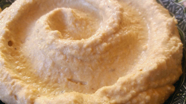 Traditionele Arabische hummus