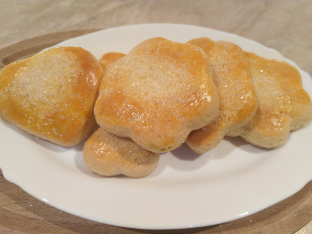 Paaskoekjes met sinaasappelsmaak