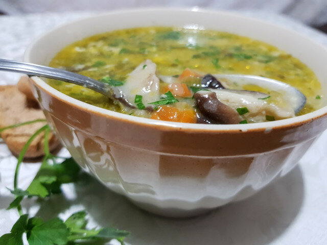 Shiitake soep met wortelen