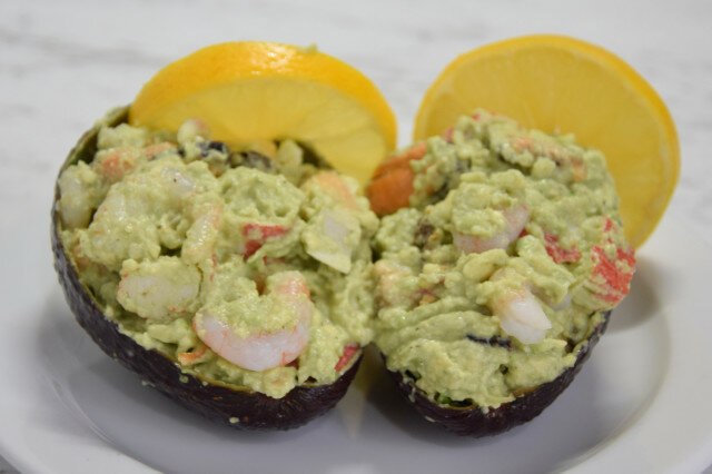 Heerlijke zeevruchten met avocado