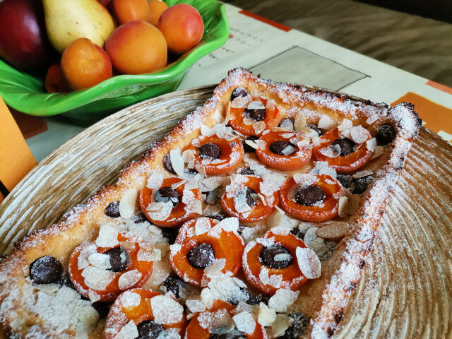 Glutenvrije taart met abrikozen en kokos