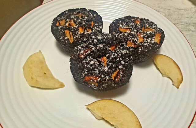 Muffins met appel en johannesbroodpitmeel