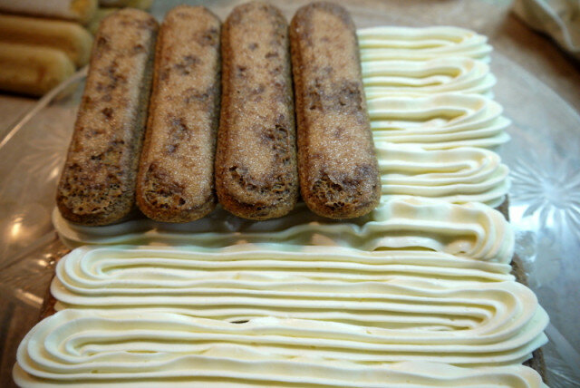 Lange vinger taart met chocolade en mascarpone