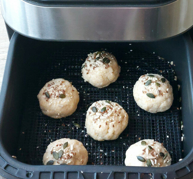 Keto broodjes uit de oven of airfryer