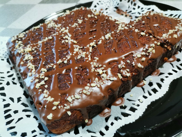 Glutenvrije worteltaart met chocolade