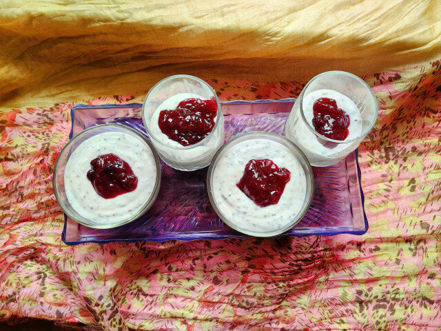 Mini ricotta cheesecakes in kopjes