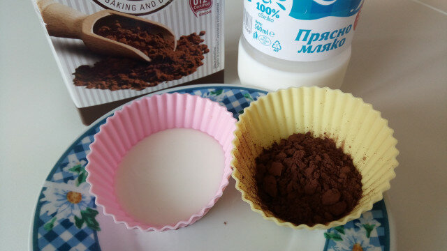 Anti rimpel gezichtsmasker van cacaopoeder en melk